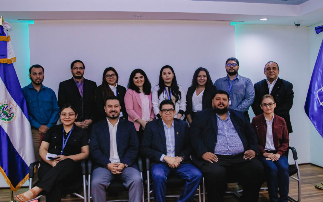 Universidad Gerardo Barrios y FELADE: Una Alianza para el Desarrollo Académico