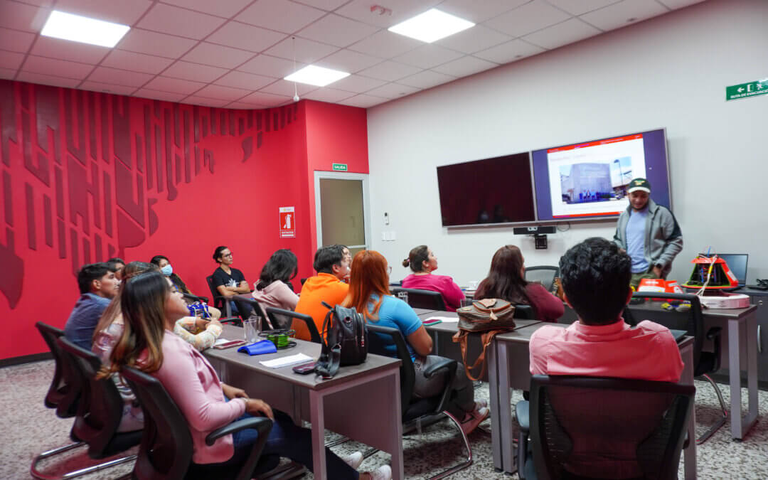 Encuentro de Semilleros de Investigación: UGB y Universidad Don Bosco