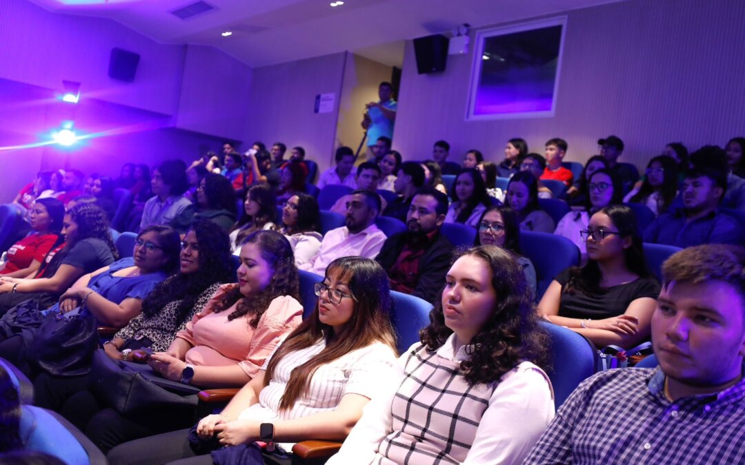 Visita Técnica: Carreras Virtuales de la Facultad de Ciencias Empresariales