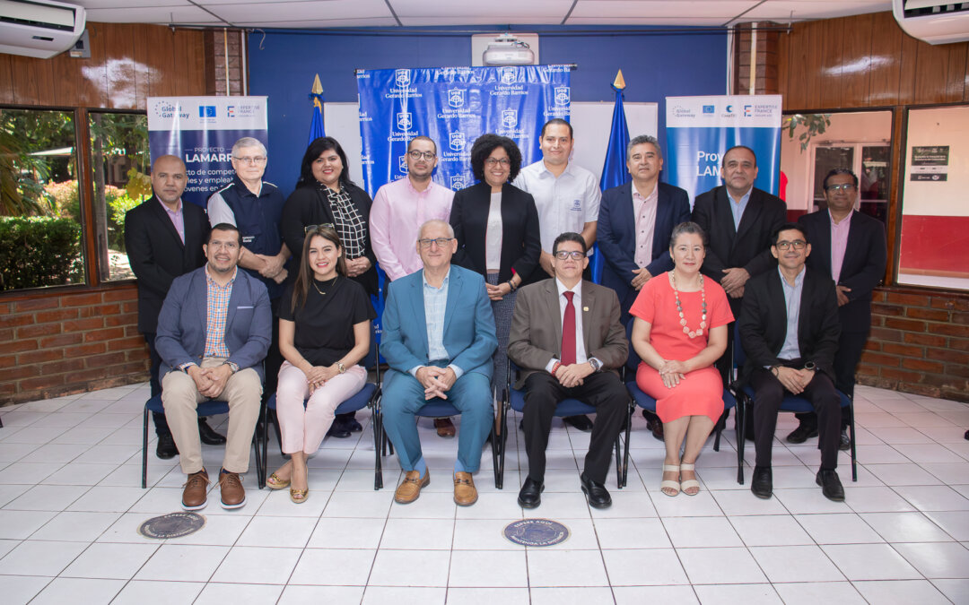 UGB participa en el lanzamiento de proyecto para formar jóvenes en competencias digitales